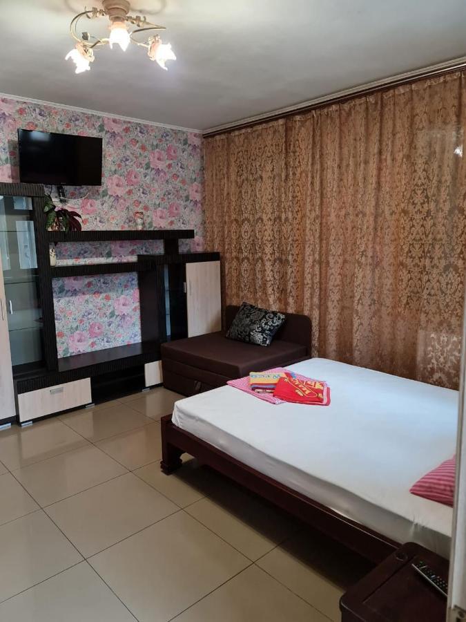 Мини-Отель Kropyvnytskyi Ngoại thất bức ảnh