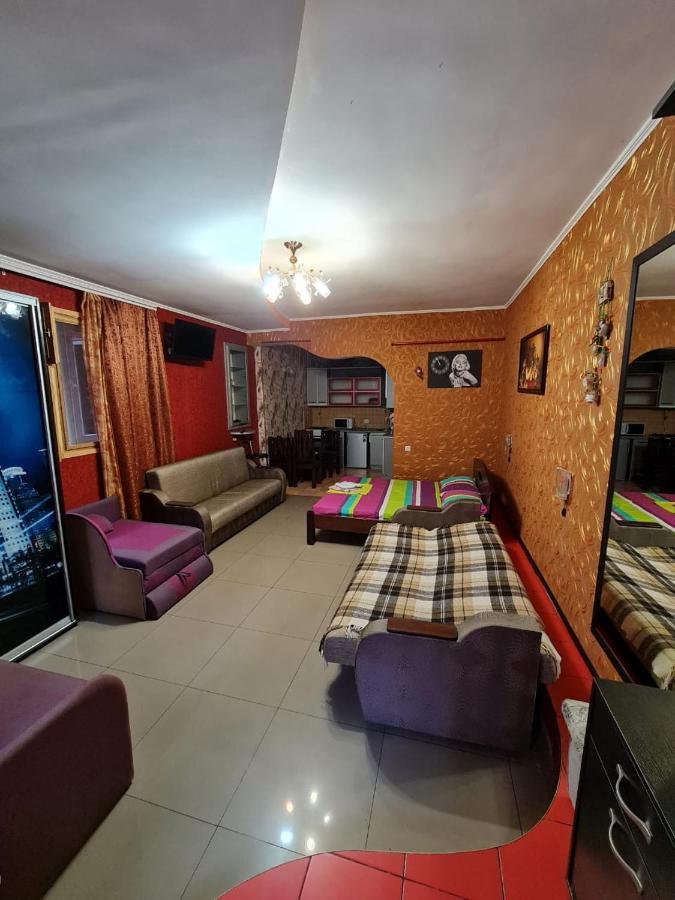 Мини-Отель Kropyvnytskyi Ngoại thất bức ảnh