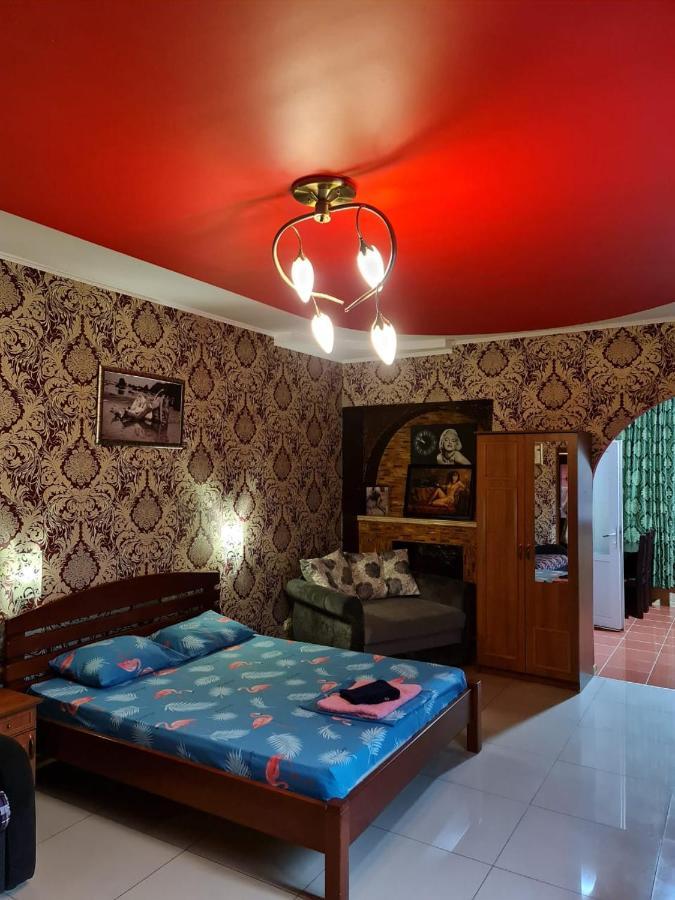 Мини-Отель Kropyvnytskyi Ngoại thất bức ảnh