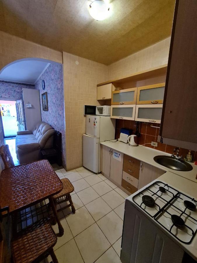 Мини-Отель Kropyvnytskyi Ngoại thất bức ảnh